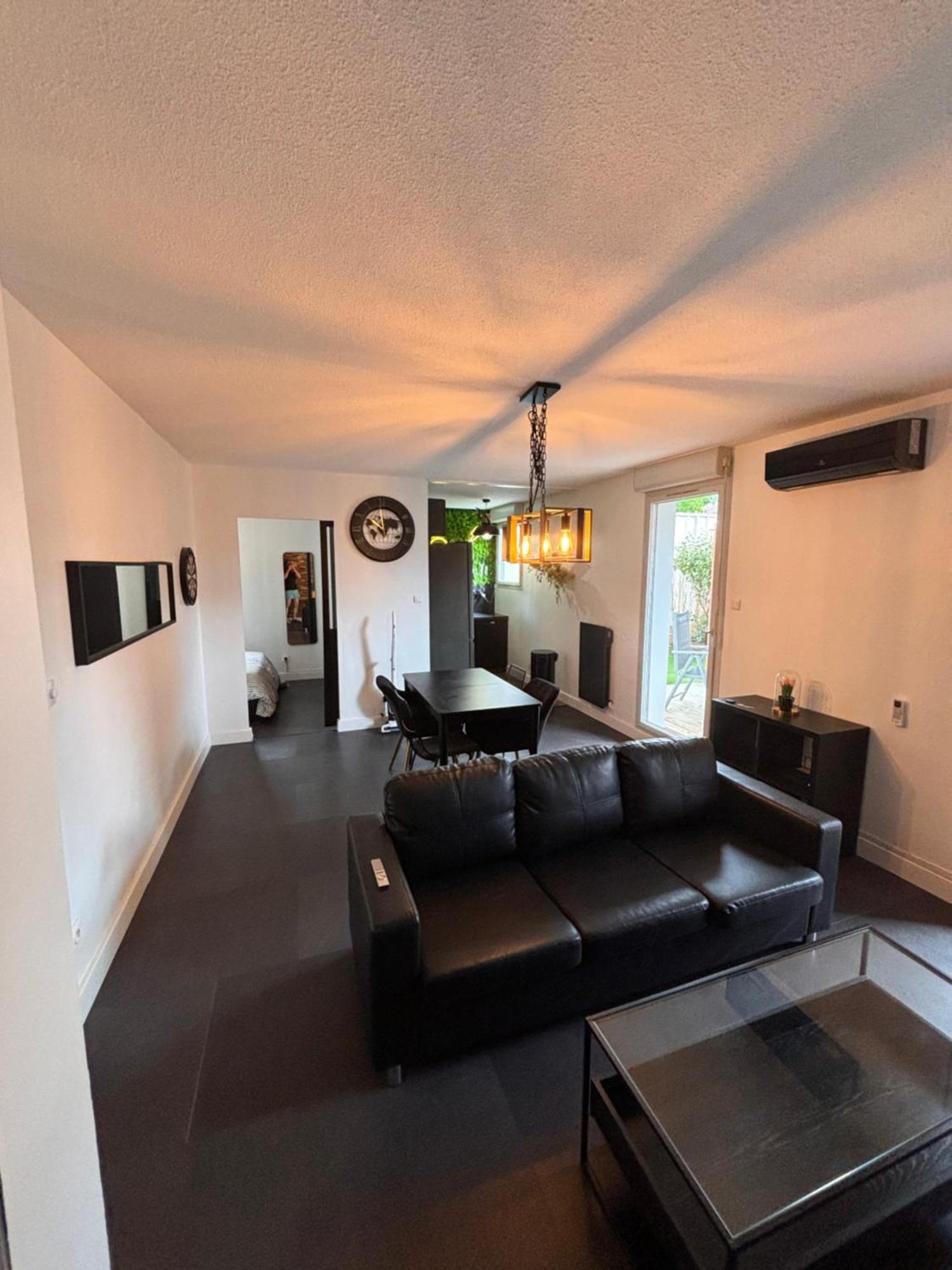 Charmant Appartement ตูลูส ภายนอก รูปภาพ