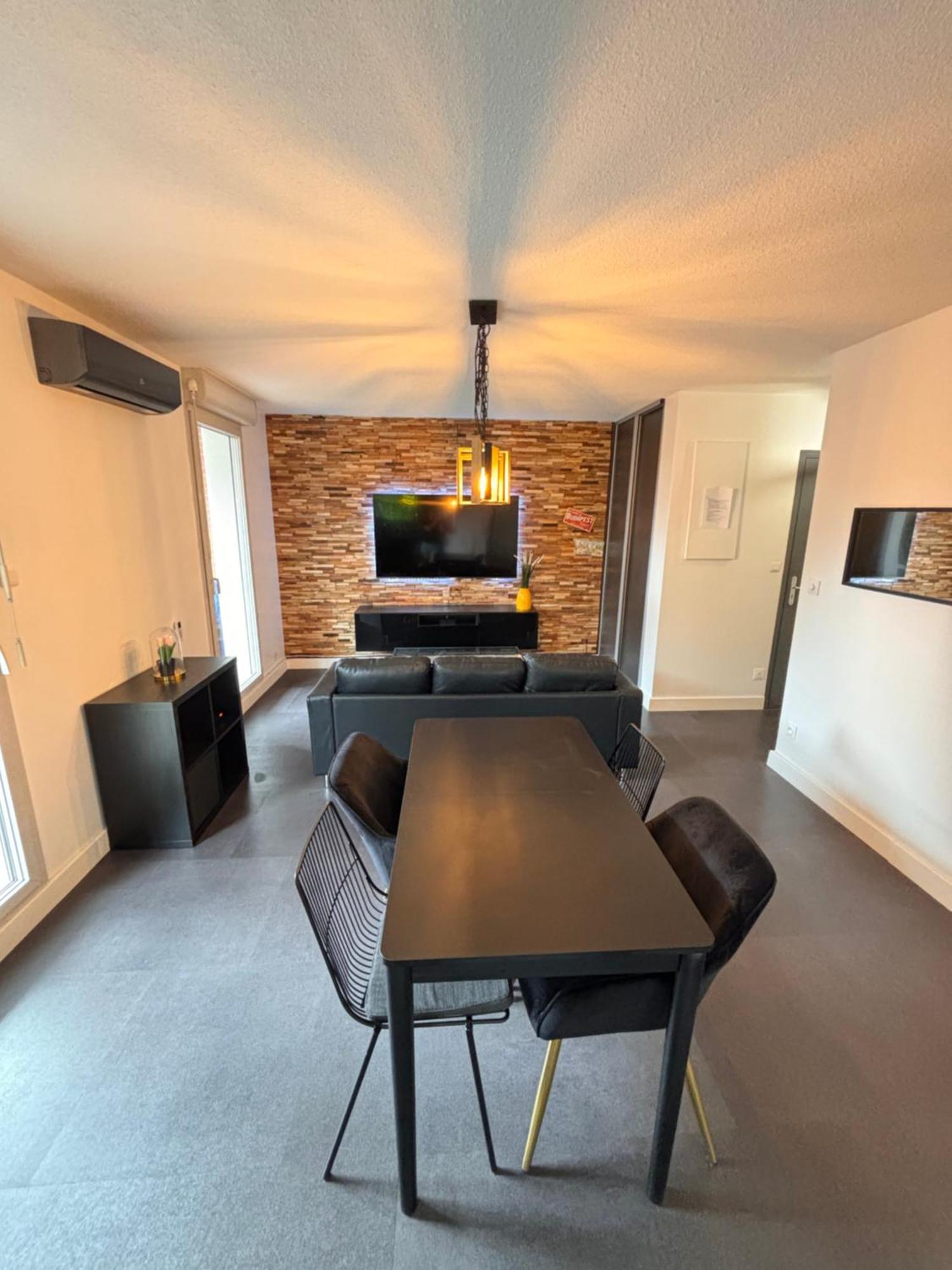 Charmant Appartement ตูลูส ภายนอก รูปภาพ